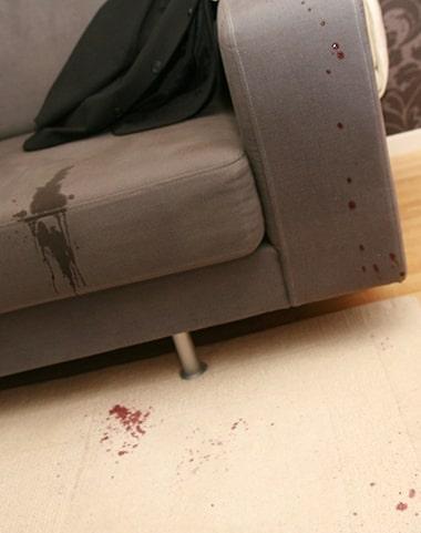 Comment nettoyer un canapé en tissu ? - Guard Industrie